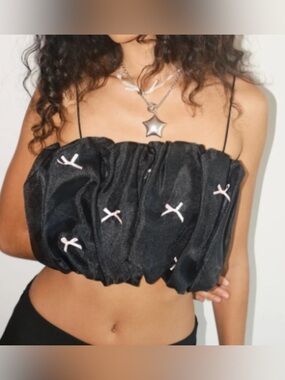 Lisa Says Gah Jemma Bubble Top Black with Pink Bows